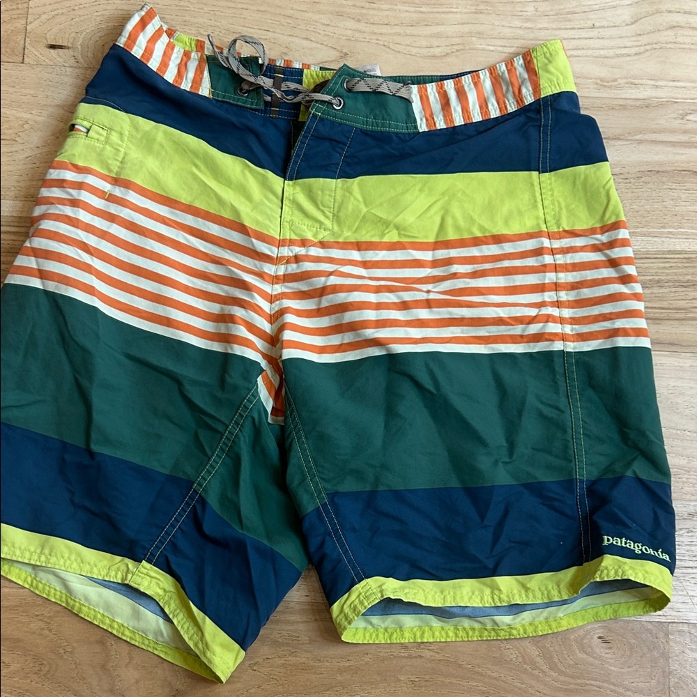 Patagonia men’s swim trunk size 31 - flaw! Read more - Picture 1 of 4